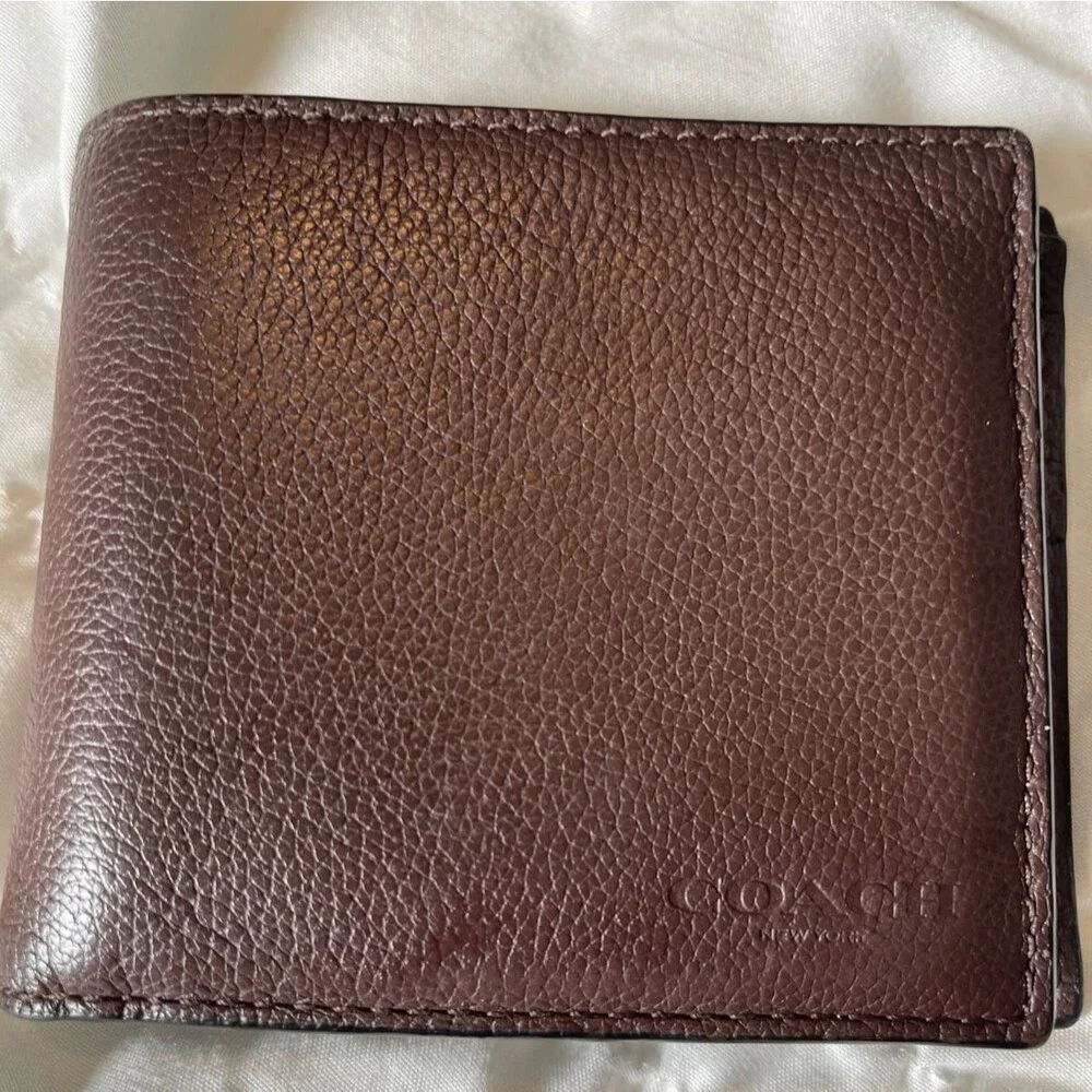 Coach Men's 3-in-1 Leather Billfold Wallet with Removable ID/Card insert
